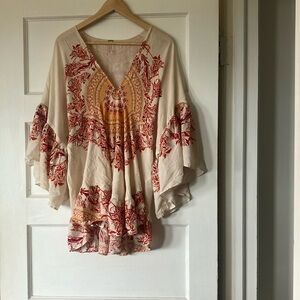 Light and flowy, free people tunic